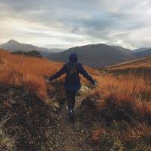 Welcome to my closet! - Picture 6 of 8